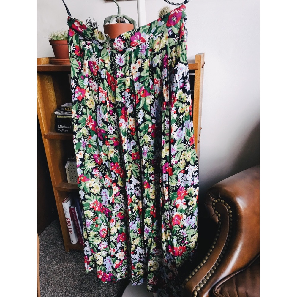 Vintage Liz Claiborne Pleated Rayon Skirt
